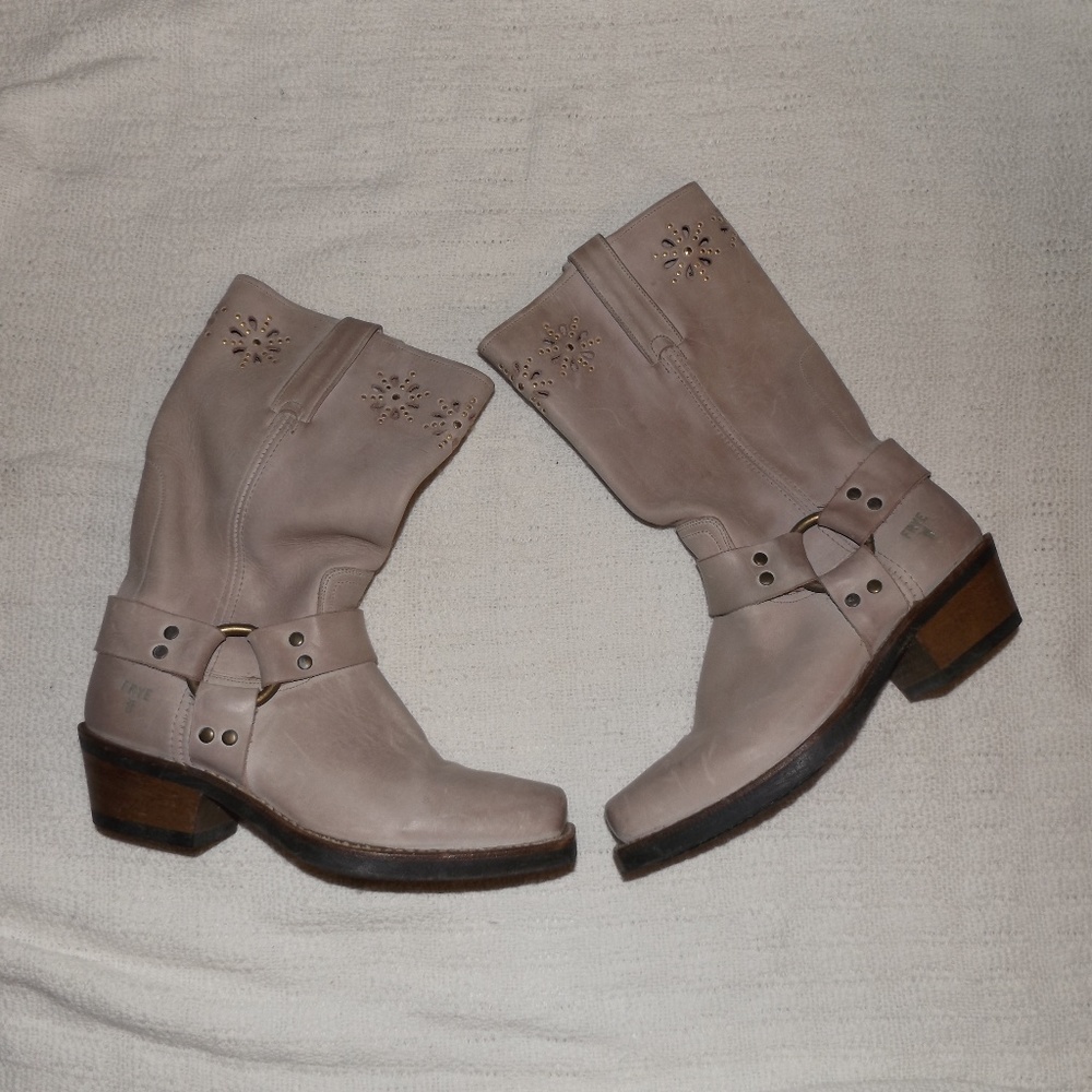 Frye 8M Pink Harness Boot